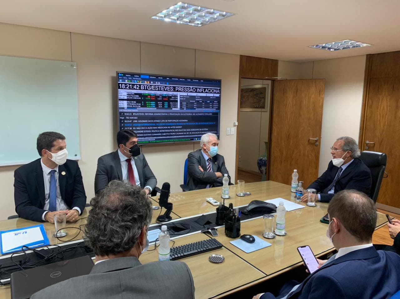 UPB e CNM se reúnem com Ministério da Economia pela redução da alíquota do INSS patronal dos Municípios