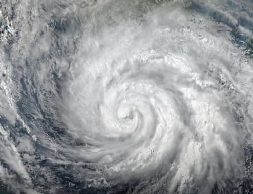 Novo ciclone extratropical deve provocar temporais e ventos fortes no Brasil