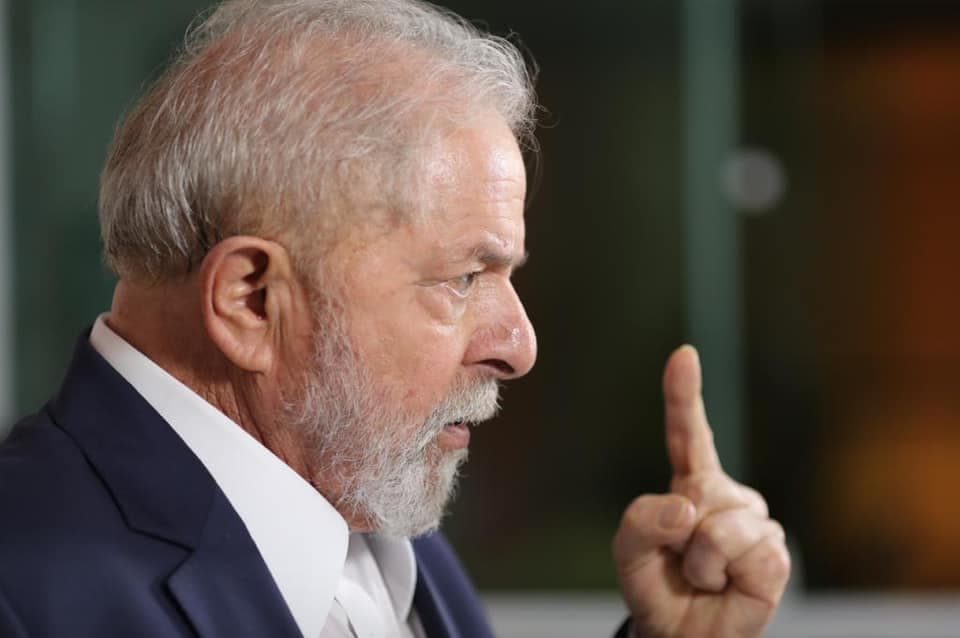 Eleições 2022: Lula lidera nova pesquisa do Ipec com 49% das intenções; Bolsonaro tem 23%