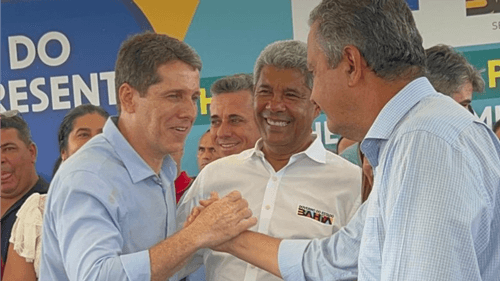 Rui Costa critica Zé Cocá após declarações sobre Lula em Jequié