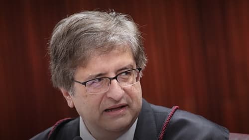 PGR pede ao STF suspensão da lei que regulamenta apostas esportivas online no Brasil