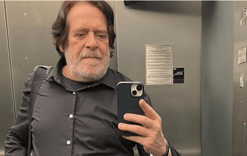José de Abreu ironiza Bolsonaro após uso de tornozeleira eletrônica: "Indo trabalhar. Sem tornozeleira"