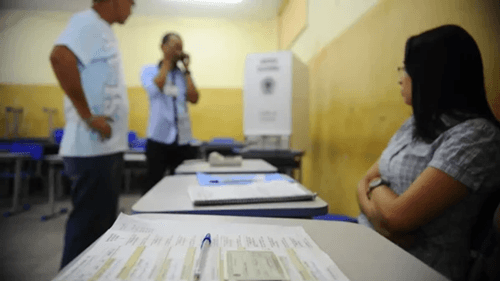 Mesários iniciam treinamento para as Eleições 2026 na Bahia
