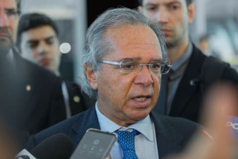 Em Salvador, ministro da economia diz que ‘todo mundo está com dinheiro para viver’