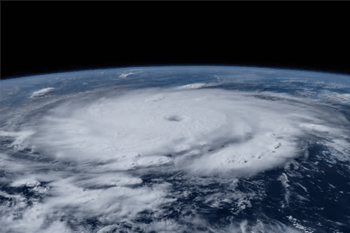 Furacões no Atlântico Norte podem impactar o clima no Brasil, afetando a Amazônia e o Pantanal