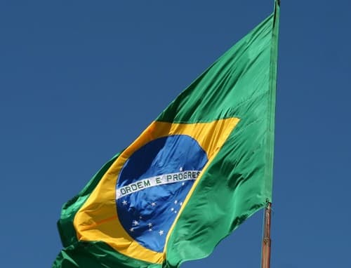 FMI reduz projeção de crescimento da economia brasileira para 2026 e 2027
