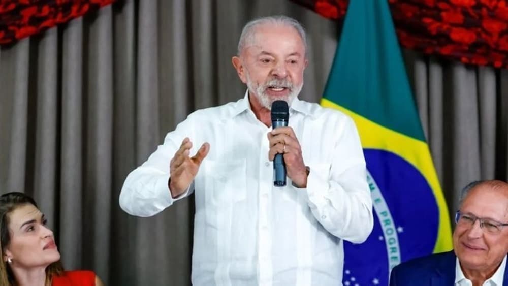 Lula busca diálogo com governadores de direita para ampliar governabilidade