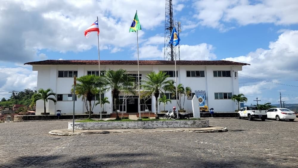 Prefeitura de Ibirataia transfere feriado do Dia do Servidor Público para sexta-feira (30)