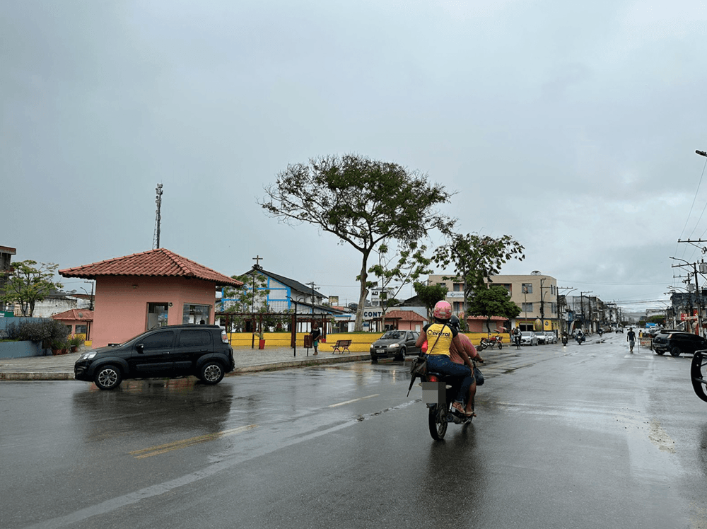 Ubatã: Trovões e relâmpagos assustam moradores durante a madrugada