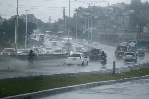 Meteorologia alerta de chuva forte em cidades baianas a partir de hoje