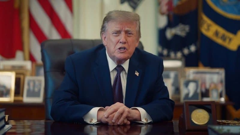 Trump autoriza execução por fuzilamento de condenado por massacre em base militar dos EUA