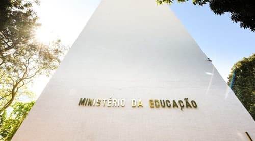 MEC aciona Polícia Federal e AGU para investigar ameaças contra universidades federais