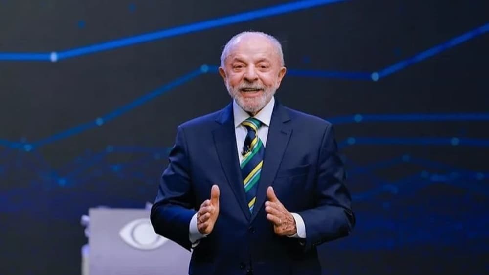 Astrólogo prevê vitória de Lula no segundo turno contra Flávio Bolsonaro